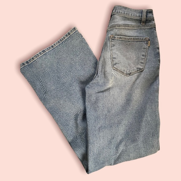 VIBRANT MIU HIGH WAISTED WIDE LEG JEANS - Picture 4 of 5